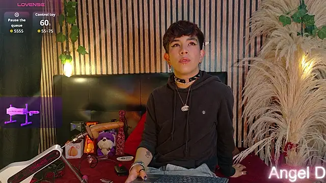 Angeldust19 online show from 15, 3, 2026