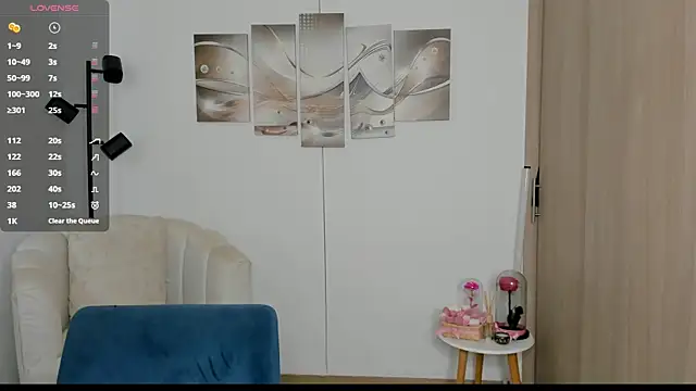 haileyflorez  online show from 4, 3, 2026