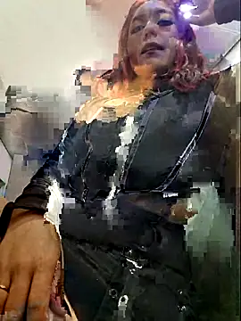 Eveelyn 25 online show from 14, 11, 2025