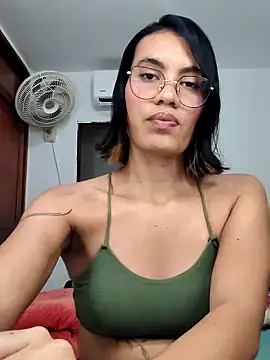 Snapshot of Mia_saaenz chatting on 18, 11, 2025 Mia saaenz online show from 18, 11, 2025