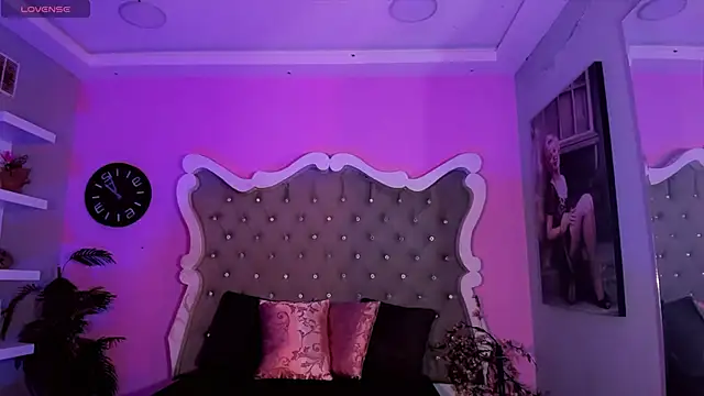 LeslieAmor1 online show from 21, 11, 2025