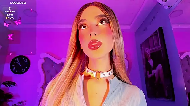 LeslieAmor1 online show from 25, 11, 2025