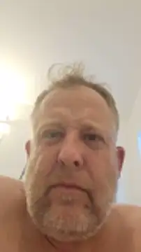 Snapshot of Mikey40wv chatting on 4, 7, 2026 Mikey40wv online show from 4, 7, 2026