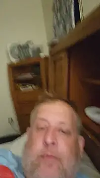 Snapshot of Mikey40wv chatting on 5, 7, 2026 Mikey40wv online show from 5, 7, 2026