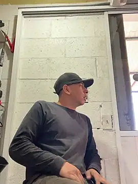 Snapshot of algila08 chatting on 10, 3, 2026 algila08 online show from 10, 3, 2026