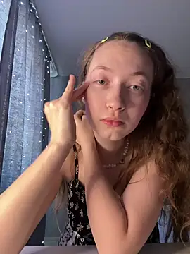 Holy Poly online show from 24, 3, 2026