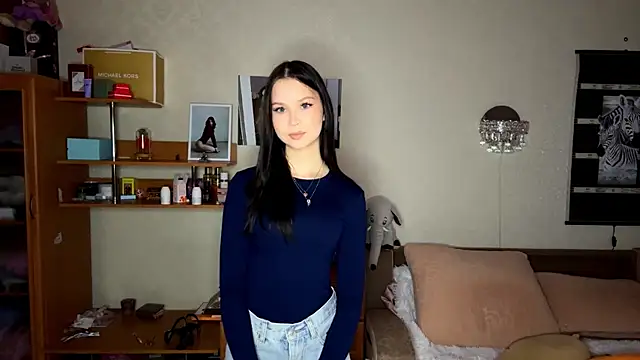 EmmaJonse online show from 23, 11, 2025