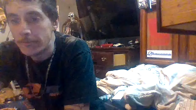 Snapshot of dickencidr chatting on 13, 5, 2026 dickencidr online show from 13, 5, 2026