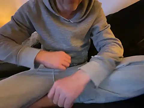 Snapshot of Brandonn1989amateur chatting on 8, 2, 2026 Brandonn1989amateur online show from 8, 2, 2026