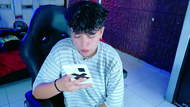 lunabustygirl online show from 2, 2, 2026