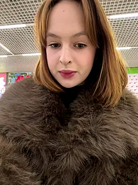 hani obsessed online show from 16, 12, 2025