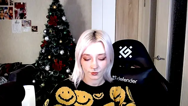 SophiaLur online show from 15, 12, 2025