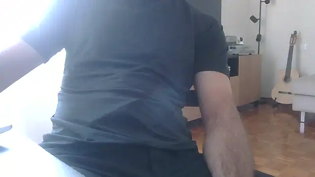 Snapshot of Ilsexyvizietto chatting on 19, 4, 2026 Ilsexyvizietto online show from 19, 4, 2026