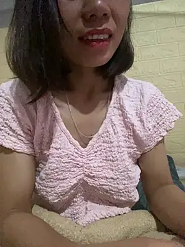 Trangbabylove online show from 2, 7, 2026