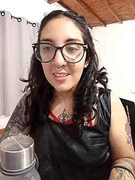 Melinerd online show from 4, 12, 2025