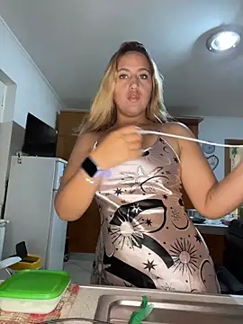 asshly20 online show from 28, 11, 2025