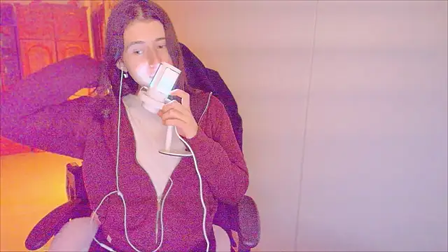 Snapshot of KristinaScott chatting on 11, 2, 2026 KristinaScott online show from 11, 2, 2026