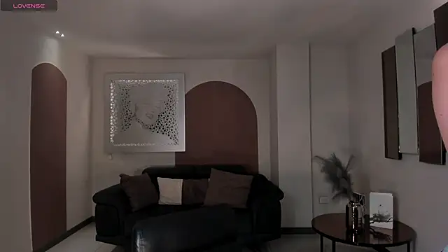 HaileyRoss  online show from 1, 4, 2026