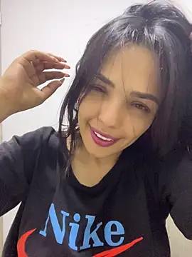 Snapshot of LaraDanverss chatting on 12, 7, 2026 LaraDanverss online show from 12, 7, 2026