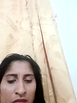 CarolinaNavas33 online show from 2, 12, 2025