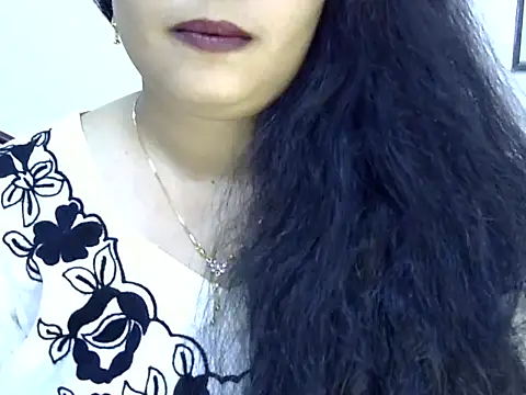 Snapshot of Muskan_Jha chatting on 2, 6, 2026 Muskan Jha online show from 2, 6, 2026