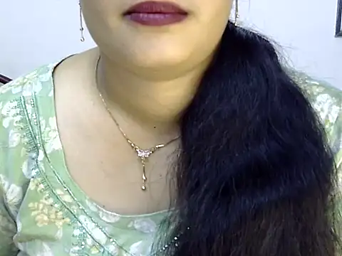 Snapshot of Muskan_Jha chatting on 18, 6, 2026 Muskan Jha online show from 18, 6, 2026