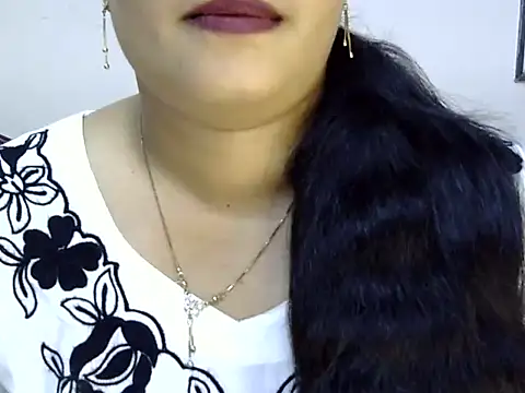 Snapshot of Muskan_Jha chatting on 24, 6, 2026 Muskan Jha online show from 24, 6, 2026