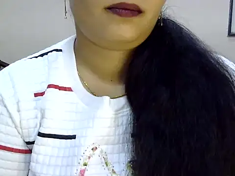 Snapshot of Muskan_Jha chatting on 23, 7, 2026 Muskan Jha online show from 23, 7, 2026