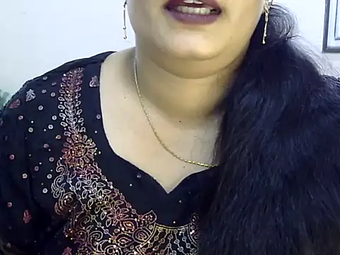 Snapshot of Muskan_Jha chatting on 3, 8, 2026 Muskan Jha online show from 3, 8, 2026