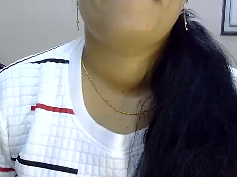 Snapshot of Muskan_Jha chatting on 6, 8, 2026 Muskan Jha online show from 6, 8, 2026