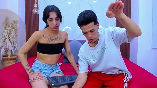 Loversinfire2 online show from 26, 5, 2026