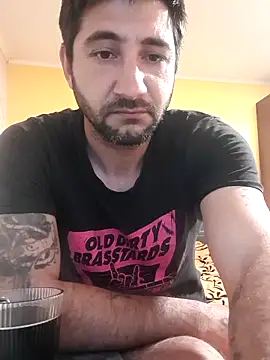 Snapshot of Exuuuuu1 chatting on 23, 5, 2026 Exuuuuu1 online show from 23, 5, 2026