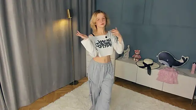 PhillisEsplin online show from 20, 11, 2025