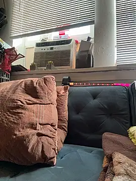 Motherbigbus online show from 21, 12, 2025