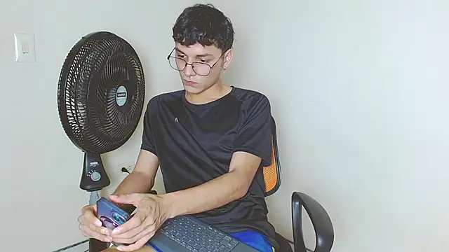 andrew dann online show from 20, 11, 2025