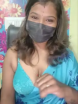 Snapshot of Premalatha_28 chatting on 25, 7, 2026 Premalatha 28 online show from 25, 7, 2026