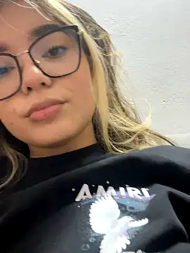 Snapshot of Xxx_Amy chatting on 30, 11, 2025 Xxx Amy online show from 30, 11, 2025