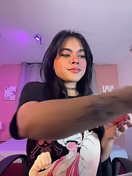 Sophie wyld online show from 25, 11, 2025