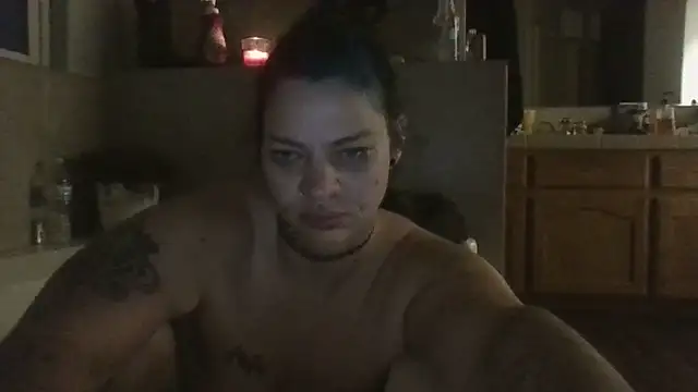 Snapshot of anitabonghit chatting on 4, 4, 2026 anitabonghit online show from 4, 4, 2026