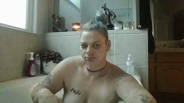 Snapshot of anitabonghit chatting on 7, 6, 2026 anitabonghit online show from 7, 6, 2026
