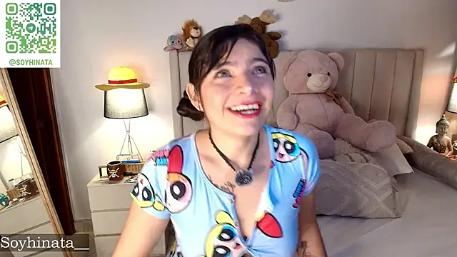 Snapshot of Emyii_ chatting on 11, 6, 2026 Emyii online show from 11, 6, 2026