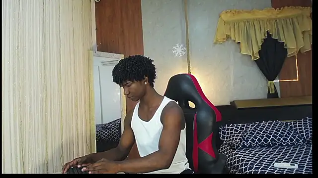 Snapshot of negga_cum chatting on 11, 2, 2026 negga cum online show from 11, 2, 2026