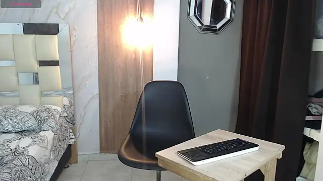 Snapshot of negga_cum chatting on 27, 2, 2026 negga cum online show from 27, 2, 2026