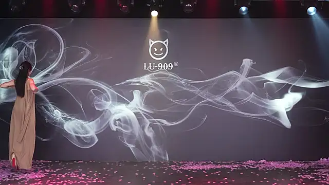 LU-909 online show from 26, 11, 2025