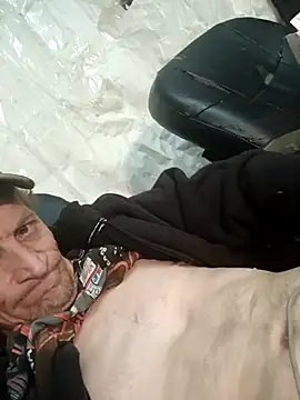 Snapshot of Iwantitnow3 chatting on 12, 4, 2026 Iwantitnow3 online show from 12, 4, 2026