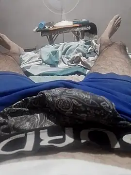 Snapshot of Megadotadoxxx chatting on 17, 11, 2025 Megadotadoxxx online show from 17, 11, 2025