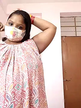 Snapshot of CUTE-LOVE-SWEETS chatting on 5, 7, 2026 CUTE-LOVE-SWEETS online show from 5, 7, 2026
