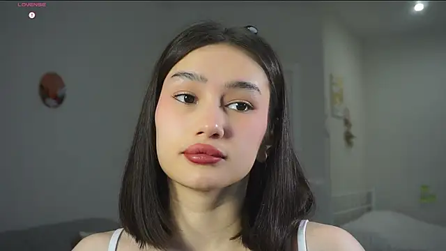 Snapshot of SoftLuna chatting on 18, 11, 2025 SoftLuna online show from 18, 11, 2025