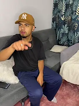 VioleeSaenz online show from 2, 3, 2026