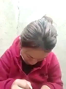 yu-zhen online show from 18, 12, 2025